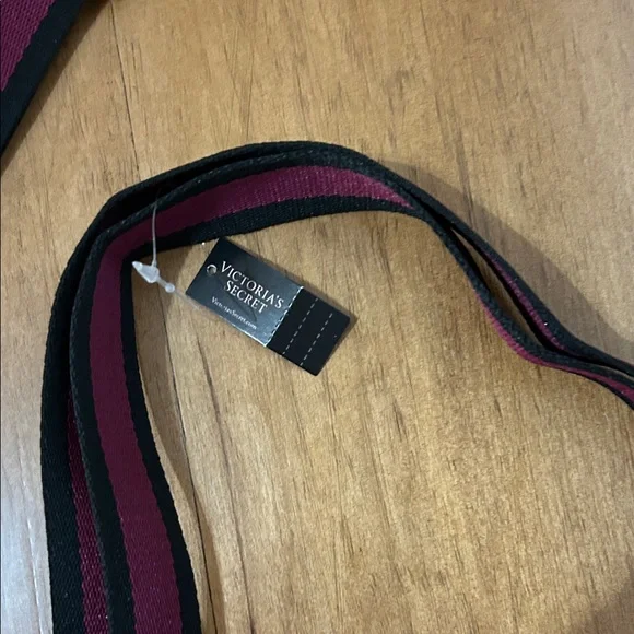 Victoria’s Secret Pink and Black Floral Tote - Picture 4 of 13